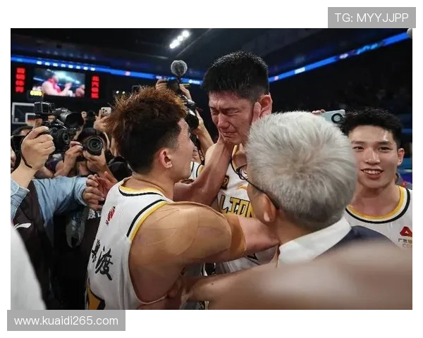 胡金秋忆启蒙大哥林志杰：偶像室友的言传身教塑造职业品格